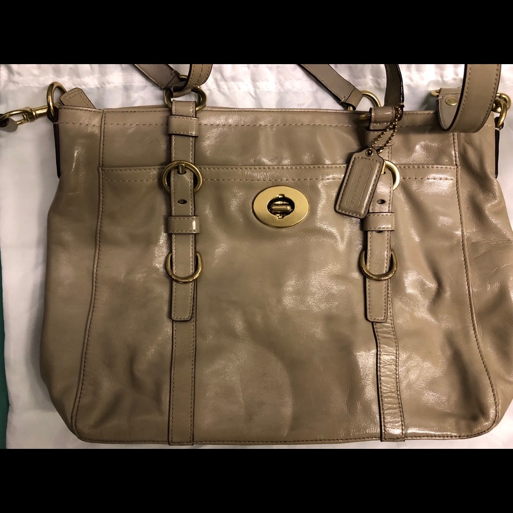 Vintage Tan/Gray Patent Leather Coach Purse